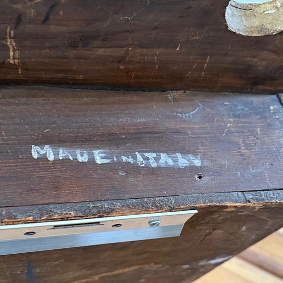 Vintage Italian Hand-Painted Florentine Style Cabinet with Mirror Door ✨ - Picture 4 of 5
